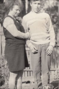 Josef Kurek s maminkou Anežkou Kurkovou