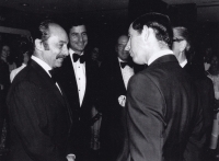 Norbert Auerbach s princem Charlesem (r. 1982)