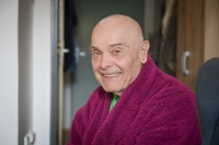 Zdeněk Rada během natáčení v roce 2025