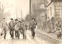 Tramps during the so-called "hundred kilometres", when the goal was to walk a hundred kilometres, the 1970s