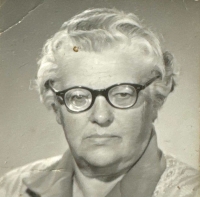 Marie Málková – Matrasová, švagrová, nedatováno