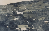 Pohled od Kačerova na Zdobnici v Orlických horách před druhou světovou válkou