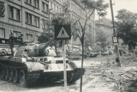 Vinohradská třída in Prague on 21 August 1968. Photo: husband of Jindřiška Pejcharová