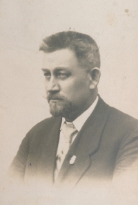 Dědeček Vojtěch Mizera, 20. léta