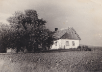 Rodný dům Boženy Frolové v Janovce, 1947