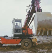 The witness worked with an excavator at the Všeň coop farm, 1979-1980