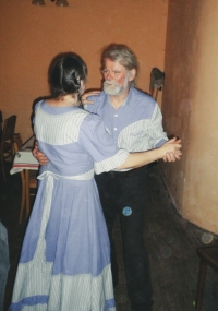 Jaroslav Obročník's newlyweds' dance with his second wife Dobromila Fišerová, 1990