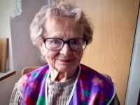 Marie Strnadová při natáčení v roce 2025