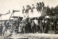 Převoz obelisku do Prahy, 20. léta