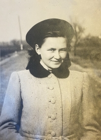 Zdenka Brejníková v Lounech, 1940