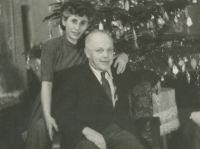 Witness's parents Arnošt and Alžběta Günthers, Trutnov, Christmas 1948
