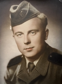 Jiří Loskot at the Engineering Auxiliary Corpses 1952-1954