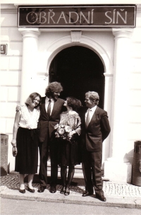 Svatba, Vendula a Petr Císařovští, Václav Havel, Eda Kriseová, 1988