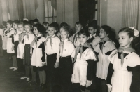 Pioneer organization line-up. Alexander Godunov in the middle, next to him on the right is his mother Larisa (maiden name Malysheva), Riga, 1960
