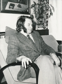 Petr Arnet, 1975