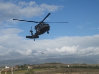Přistání UH-60 v prostoru srbsko-kosovských hranic, 2010