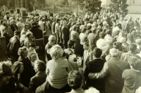Placing wreaths on fallen American flights in 1988 attended by SPUSA members