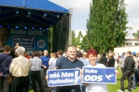 Kateřina Deetlefsová with her son, ODS candidate, first decade of the 21st century