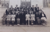 Ninth grade school photo, 1948 (bottom row, 2nd from left)
