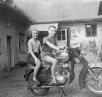 František Drbohlav with his sister Věra in the yard