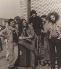 S přáteli, 70./80. léta 