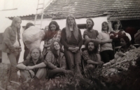 Společenství v Malechově, Jiří Dvořák v dolní řadě první zprava, 80. léta