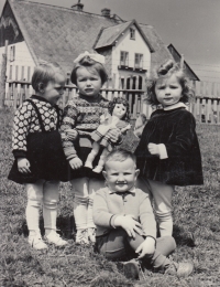 From left: Monika Schnoblová, Jana Dvořáková, Krista Schnoblová, below Bruno, Hřebečná kindergarten, 1956