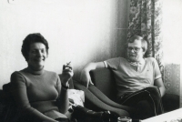Odsunutá Josefine Haag se synem Siegfriedem, 70. léta