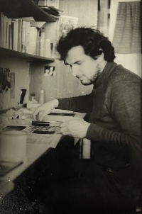Jan Slovák, Větrník Dormitory in Prague, linocut printing, 1980