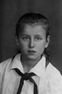 Witness as a pioneer girl at the age of ten