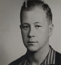 Portrait of Petr Vogel, 1968, part of archive file no. 21092 C from the Security Services  Archive of the Czech Republic