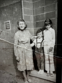Witness with grandmother and sister, 1970s