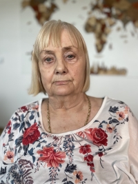 Witness in her home in Uherské Hradiště during the recording in 2025