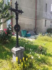 Cross in the garden of Ludmilla Müllerová's house