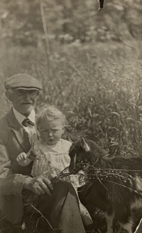 Věra Voženílková at the age of two with her father