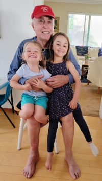 Josef Šedivec with his granddaughters