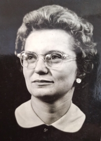Eva Rajmonová, třiadvacetiletá