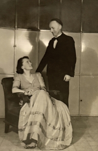 Parents of Jiří Štelovský, Jiří Štelovský and Jarmila Tvarůžková, 1935