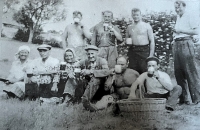 The Isop family and their employees (before the war)