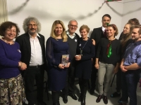 2019   Prezidentka Čaputová v Open Gallery OSF. Zľava Oľga Gyárfášová, Grigorij Mesežnikov, Zuzana Čaputová, Martin a Zora Bútorovci