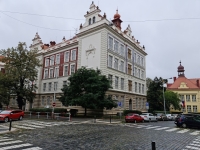 Základní škola U Studánky v Praze 7, kam Zdeněk Lukeš chodil v letech 1960-1969