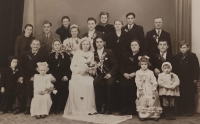 Svatební fotografie manželů Anny a Ladislava Vařekových, 1946