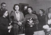 Dagmar během tlumočení roku 1954