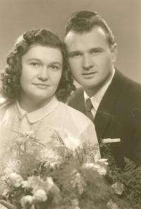 Wedding photograph - Irma Stelčovská and Ladislav Nedoma, 1949