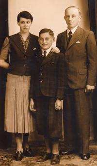 M. Fiala s rodiči