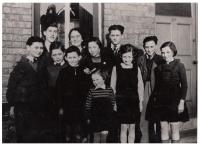 England, Wintons children with Mrs. Daschova