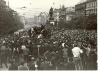 1968, srpen, Václavské náměstí, pod Muzeem