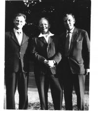 Bauer with friends in 1962