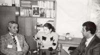 Na Úřadu vlády, 1992 (L. Goral vpravo)