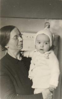 With grandmother Tůmová on January 10, 1943